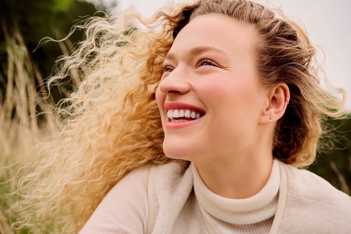 Chloe Ridgeman - Image 11