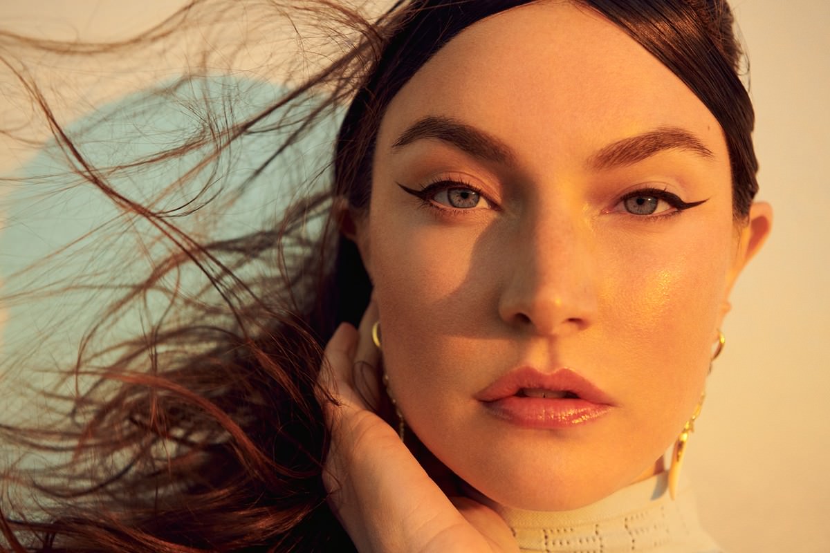 Chloe Ridgeman - Image 44