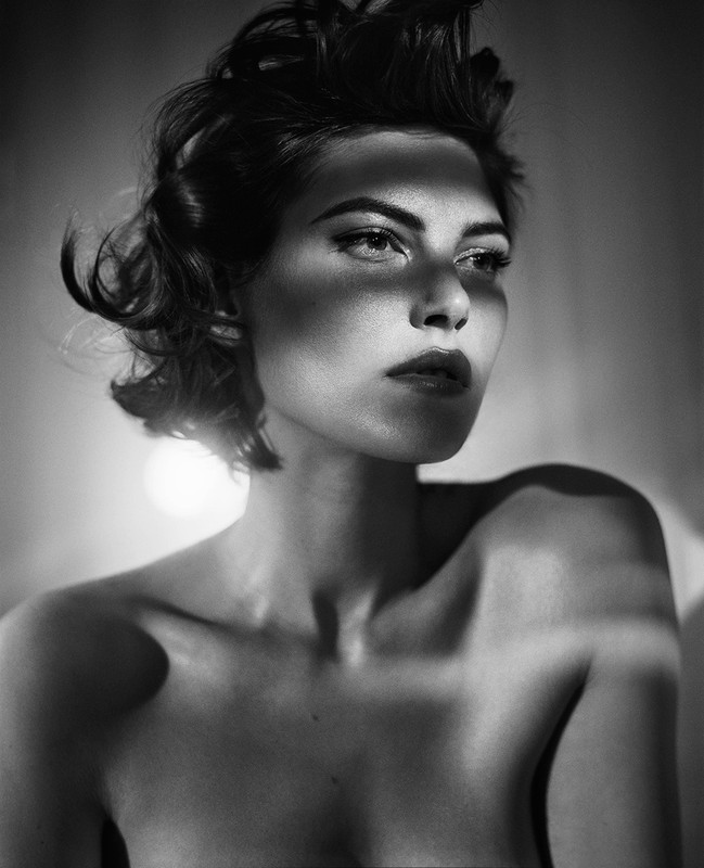 Julian Brooks - Image 12